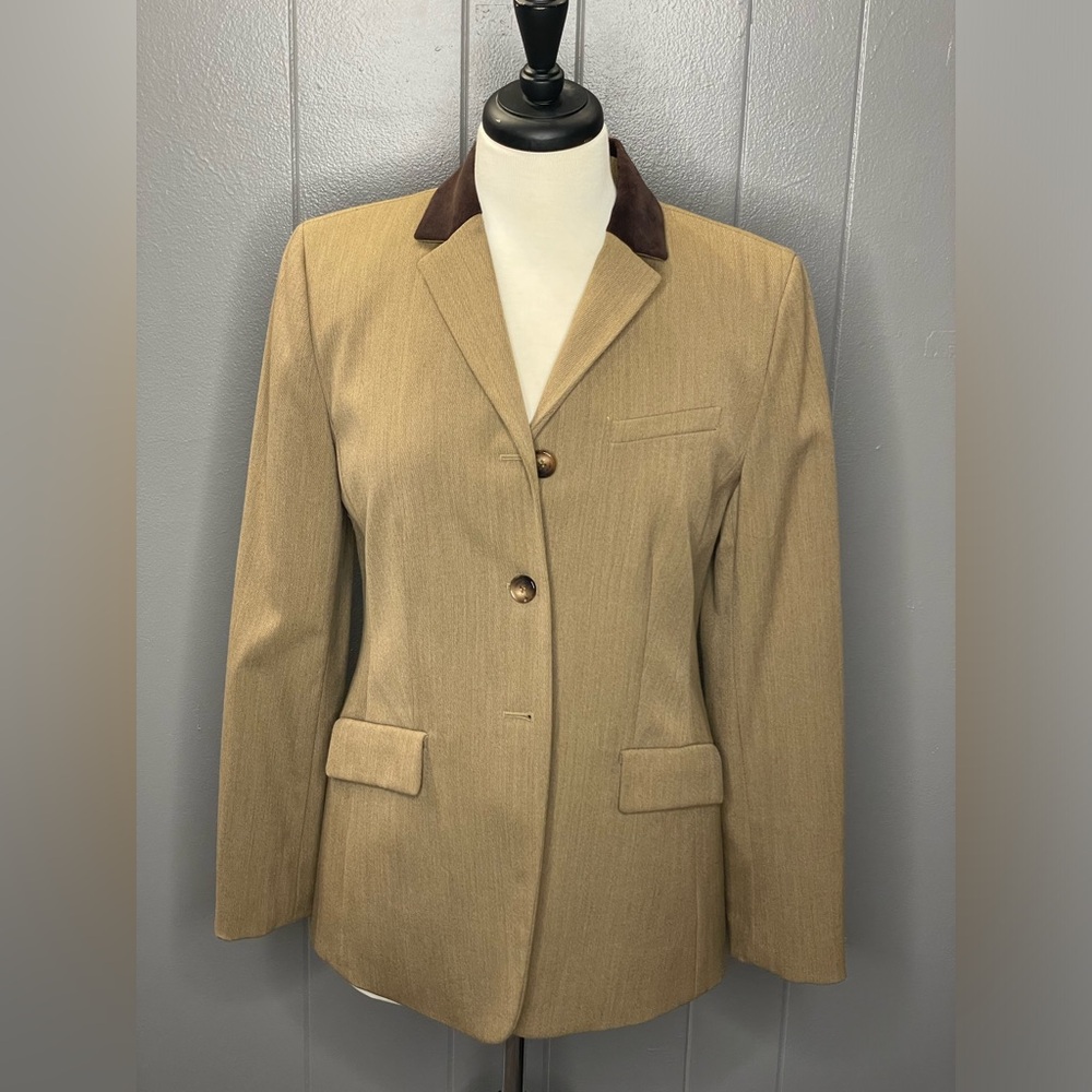 Ann Taylor Loft tan blazer. Size 6.